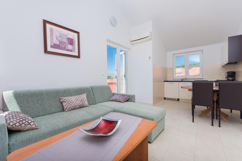 Apartment Ljuba Τρογκίρ Εξωτερικό φωτογραφία