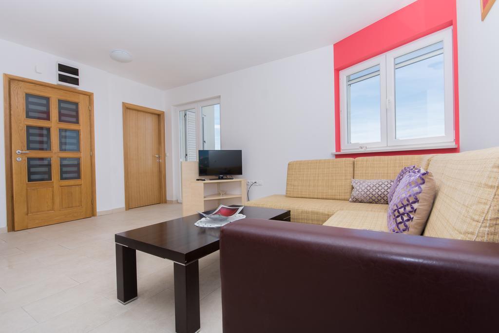 Apartment Ljuba Τρογκίρ Εξωτερικό φωτογραφία