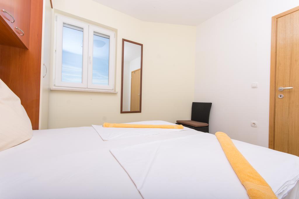 Apartment Ljuba Τρογκίρ Εξωτερικό φωτογραφία